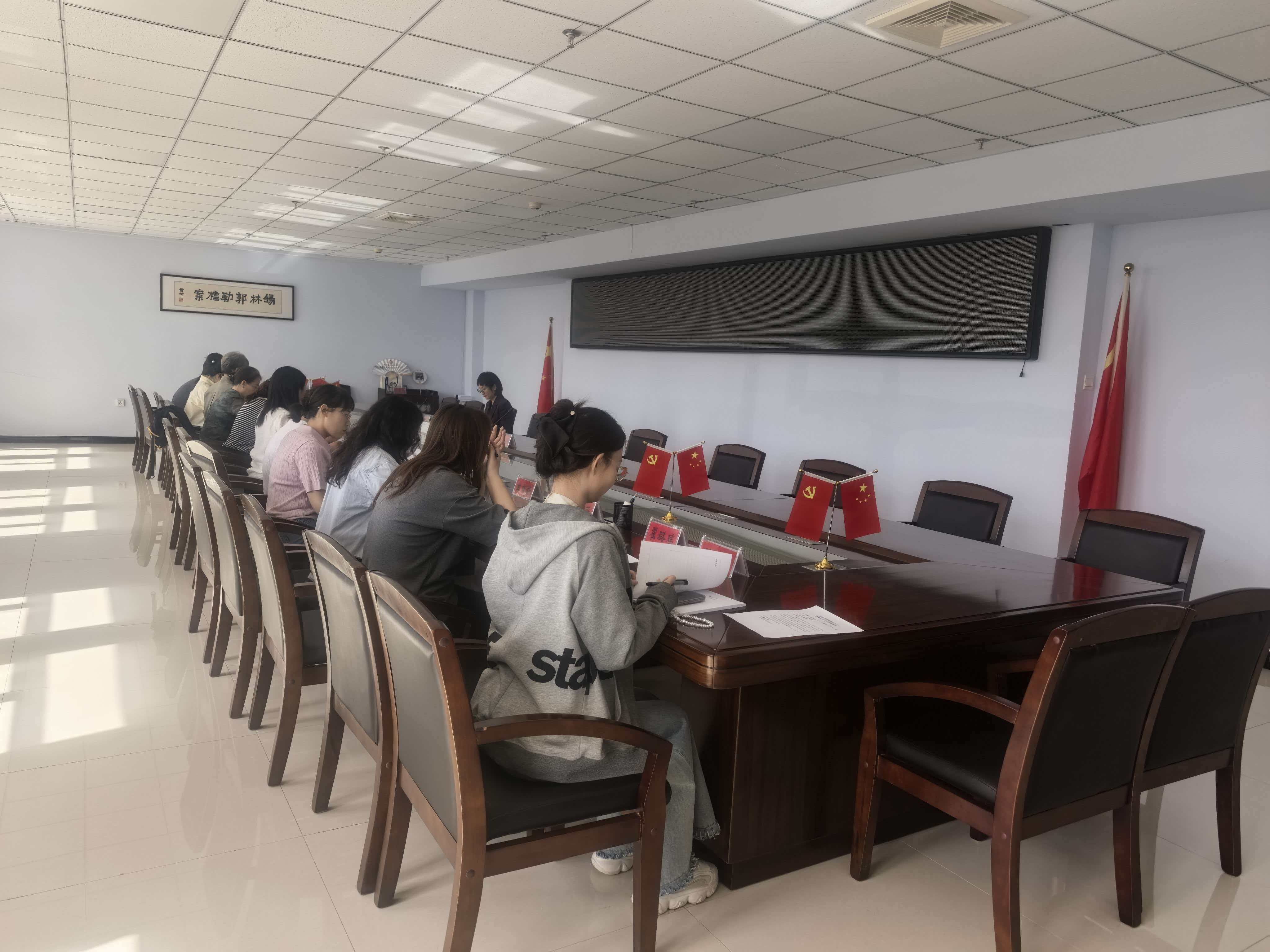 锡盟档案馆开展“4·15”全民国家安全教育日普法宣传活动